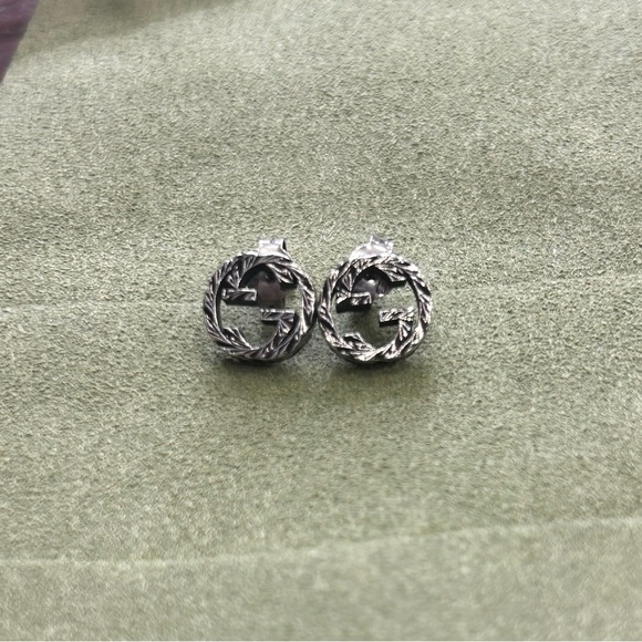 Gucci Interlocking G Twisted Silver Earrings